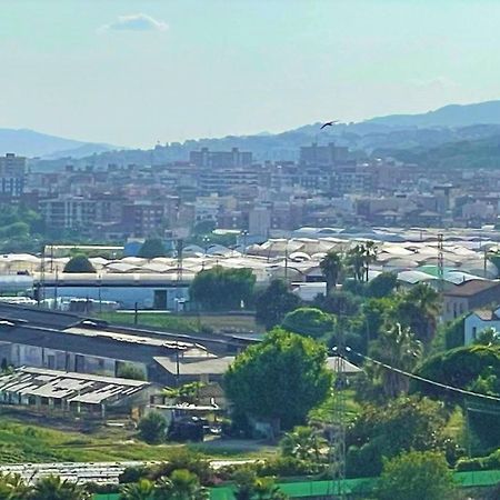 Appartamento Apartamento Con Piscina Y Gran Terraza Con Vistas - Muy Cerca De La Playa, El Centro Y La Estacion Vilassar De Mar Esterno foto