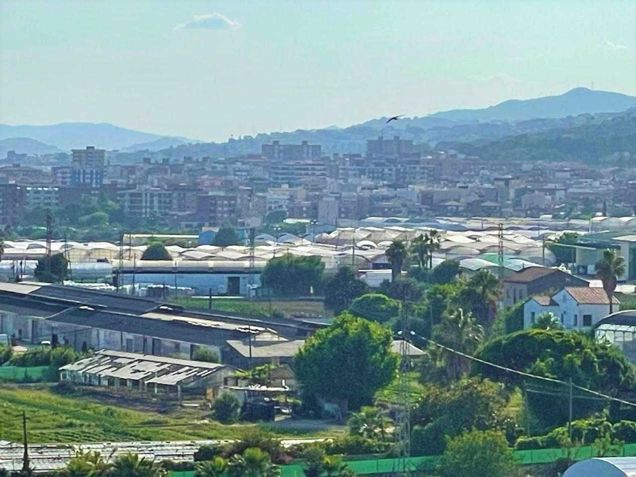 Appartamento Apartamento Con Piscina Y Gran Terraza Con Vistas - Muy Cerca De La Playa, El Centro Y La Estacion Vilassar De Mar Esterno foto
